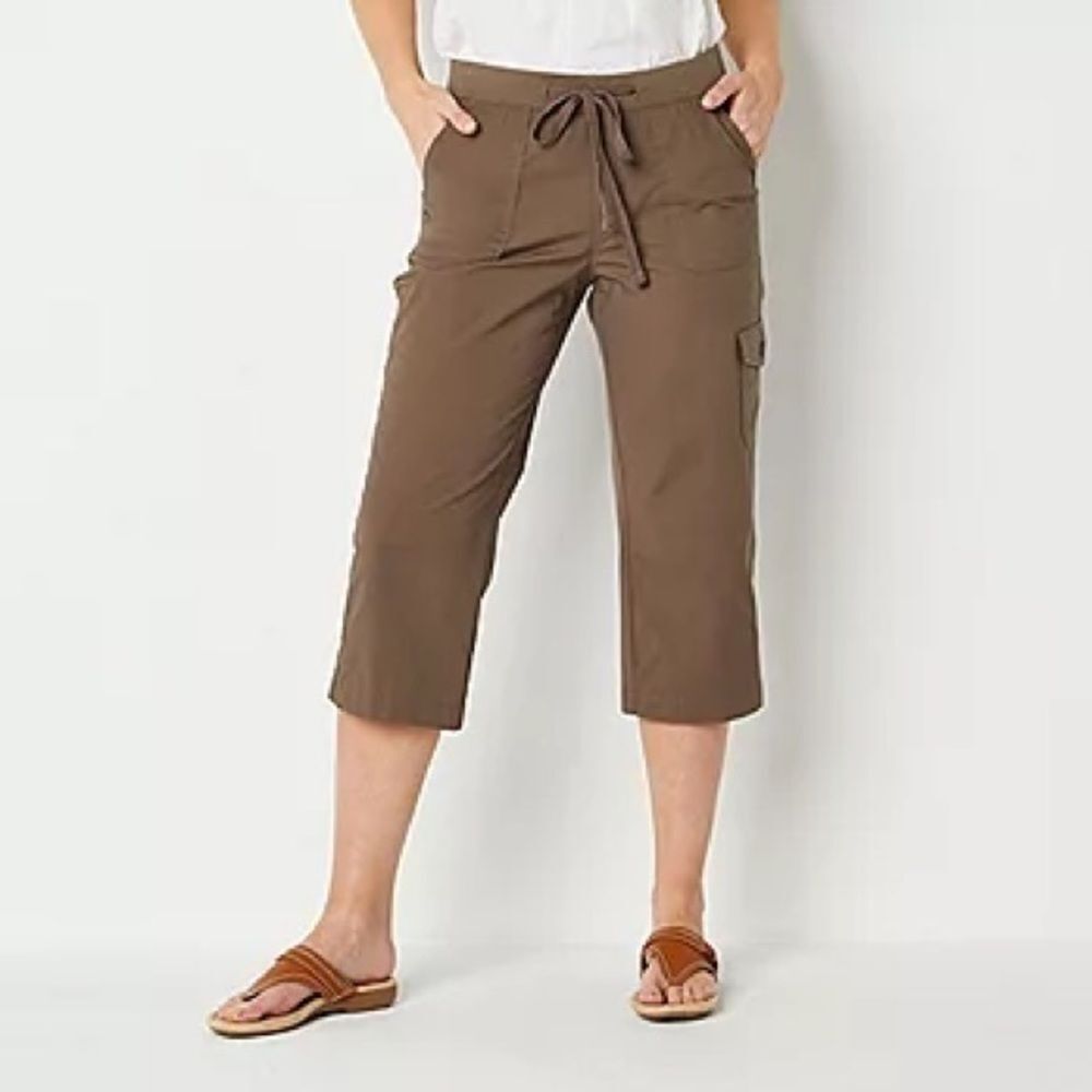 Women's St. John's Bay Utility Mid Rise Capris - NWT - Size Small